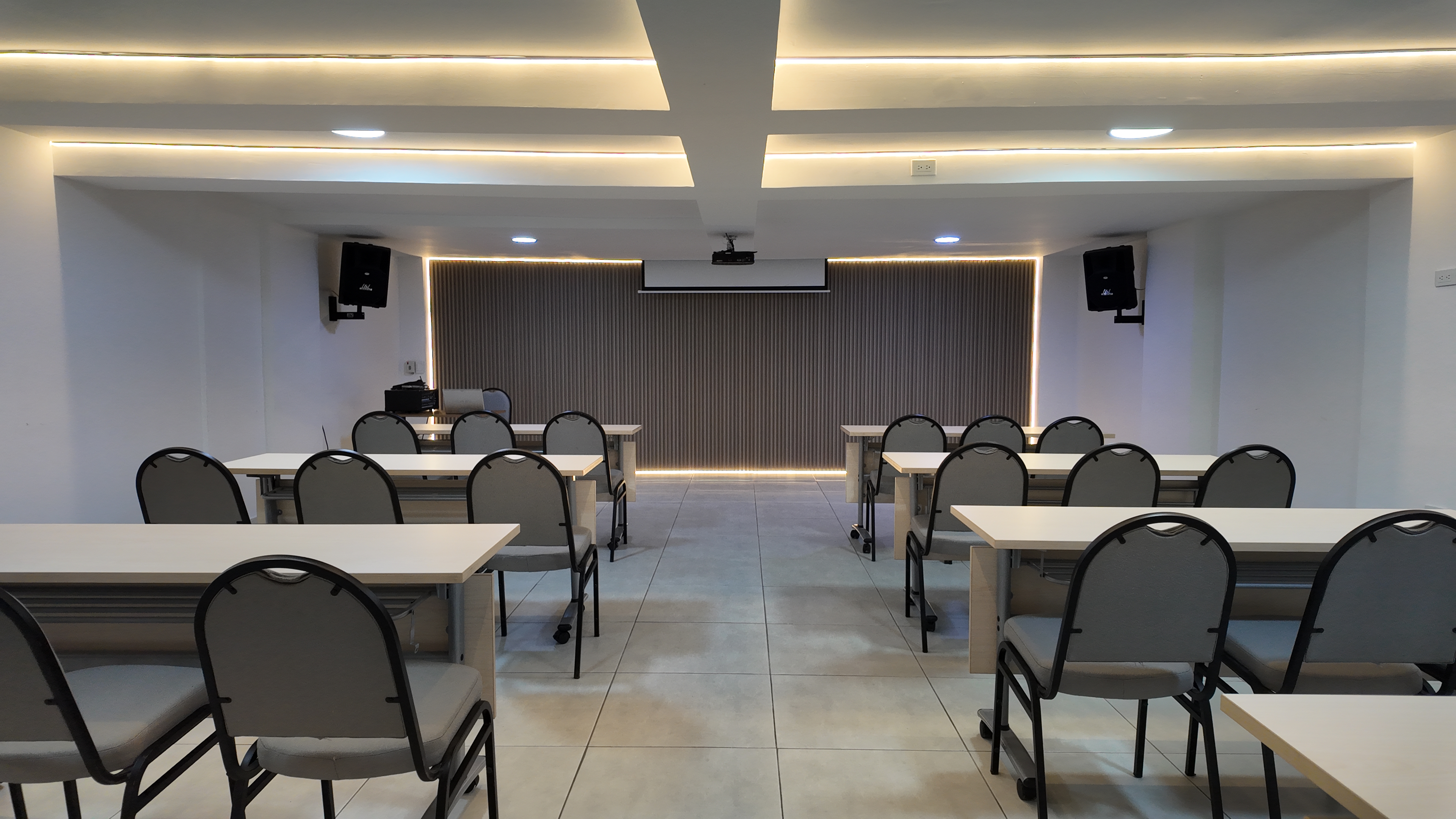 Salón de eventos 1-2