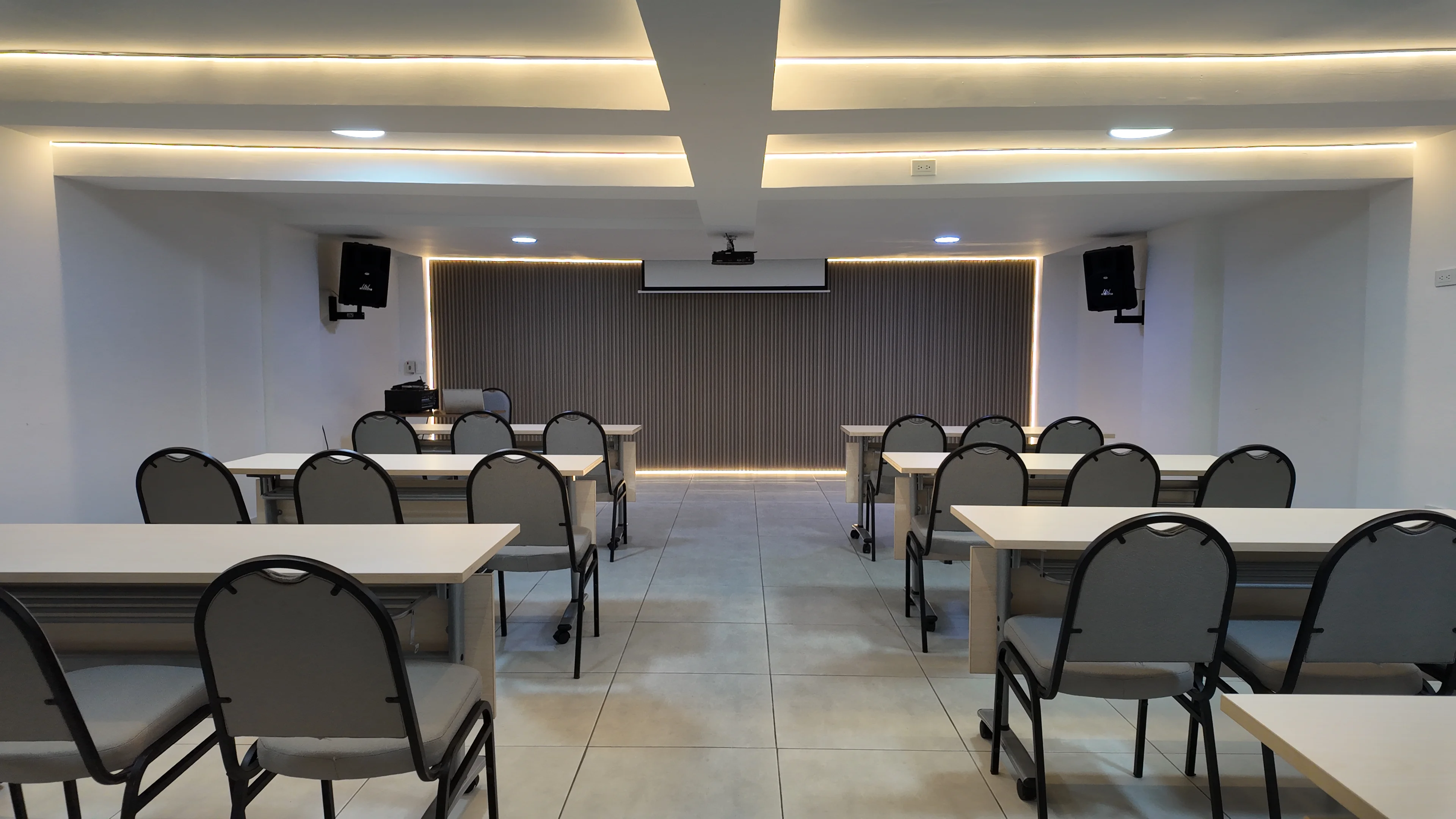 Salón de eventos 1-2